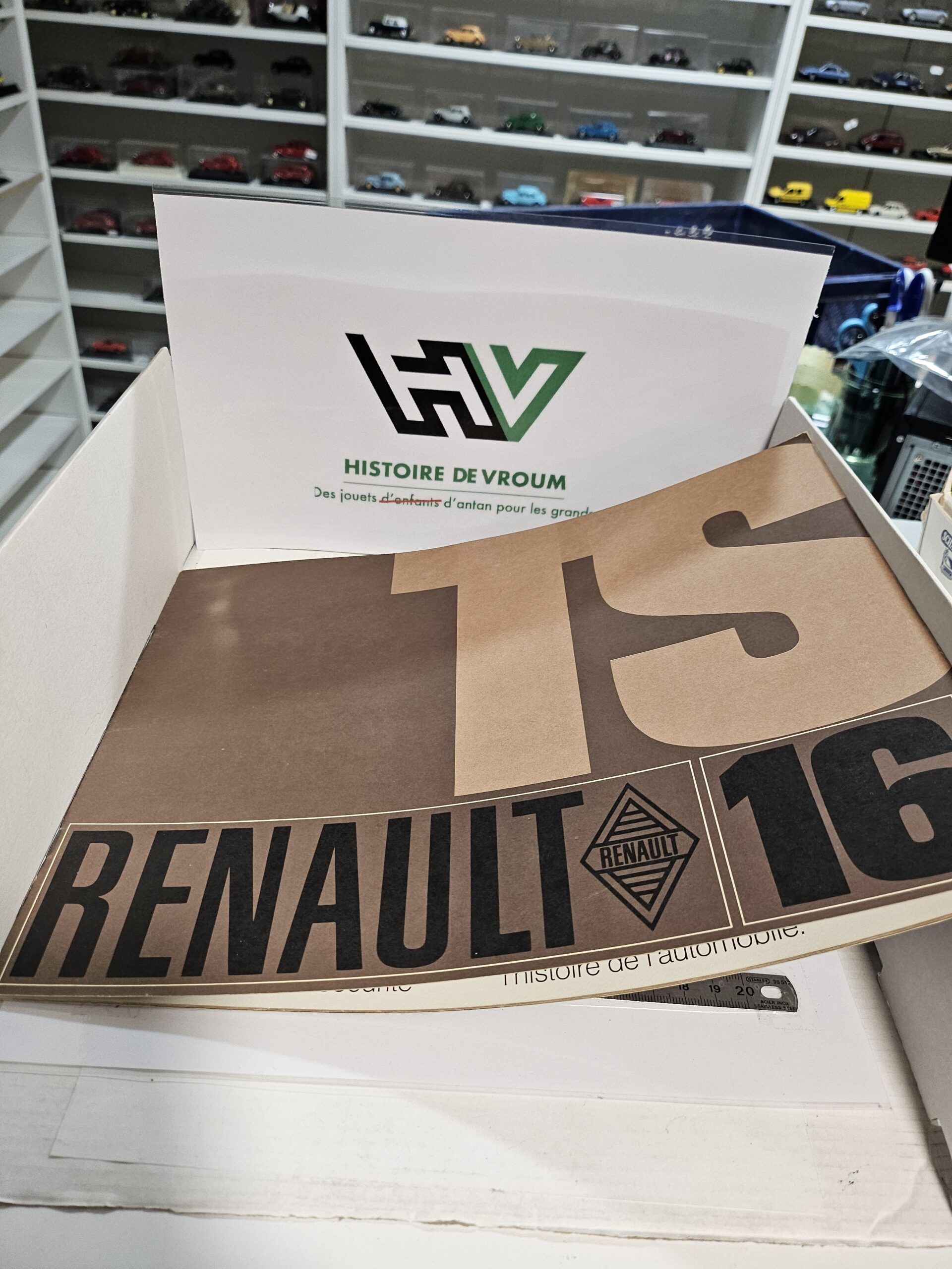 Rare Dépliant / Brochure D'origine Renault 16 TS (R16 TS) — Dépliant 4 Volets (1968-1970) – Image 2