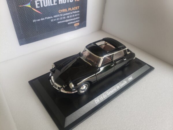 Citroën - DS 19 du Général de Gaulle - 1963 – Image 2
