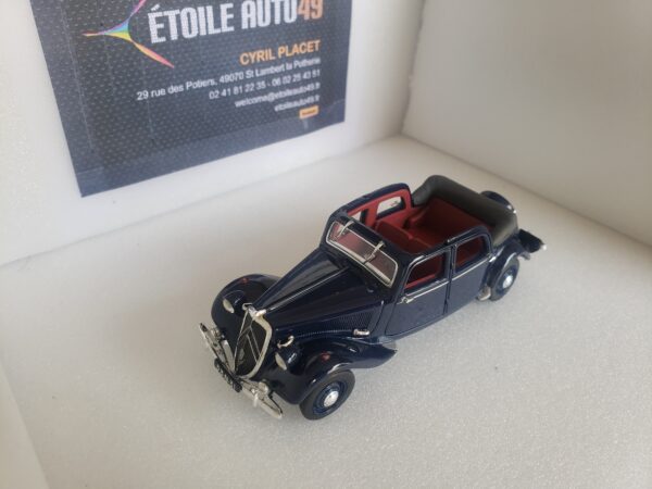 Citroën - Traction 15 six découvrable – Image 2