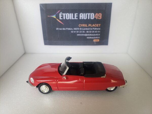 Citroën - DS 21 Cabriolet
