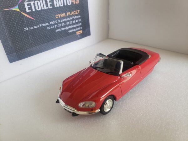 Citroën - DS 21 Cabriolet – Image 2