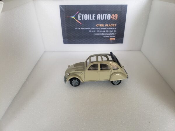 Citroën - 2CV6