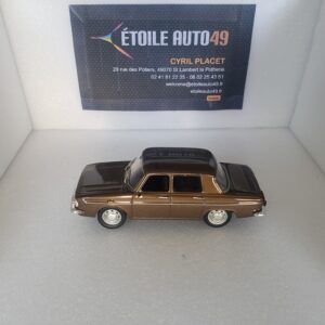 Renault - 10