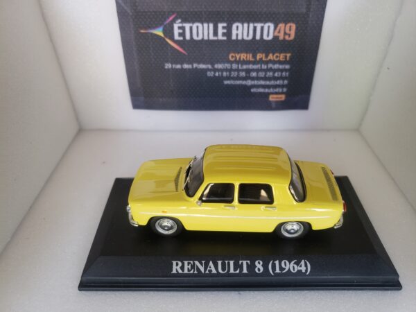 Renault - 8 - 1964