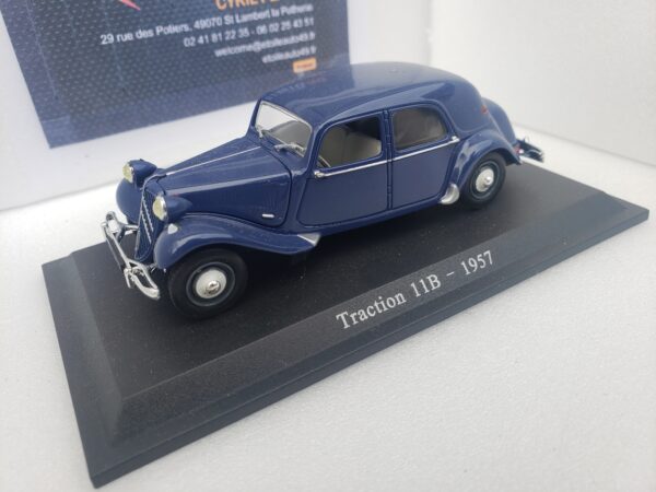 Citroën - Traction 11B - 1957 – Image 2