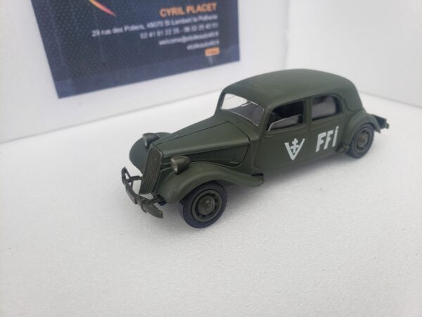 Citroën - Traction 15 Six – Image 2