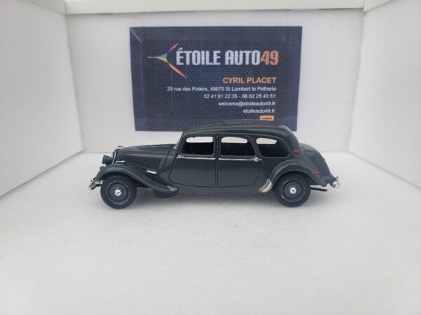 Citroën - Traction 11cv