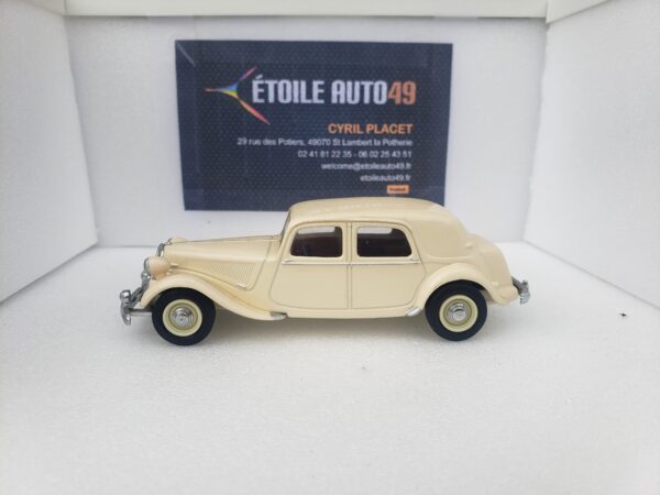 Citroën - 15 CV 6 CYL
