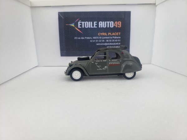 Citroën - 2 CV AZLP "Autour Du Monde"