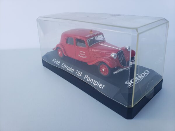 Citroën - Traction 11B "Pompiers" – Image 2