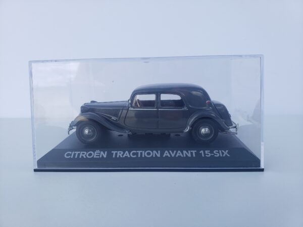 Citroën - Traction Avant 15-Six