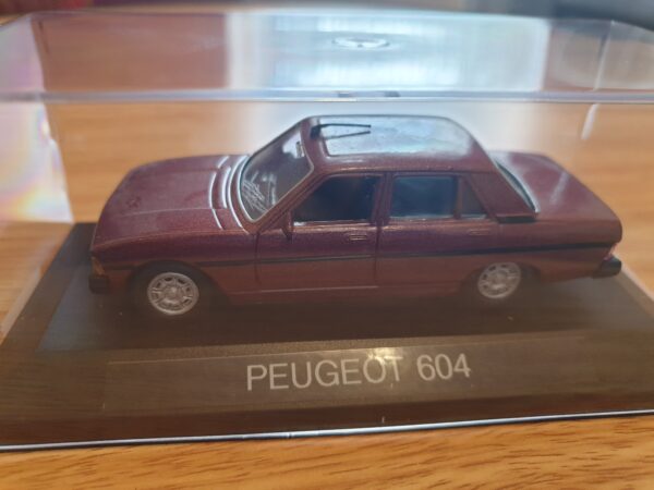 Peugeot - 604 – Image 4