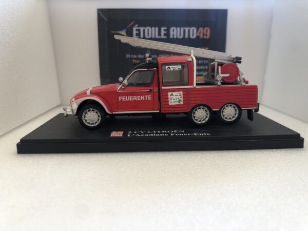 2 CV Citroën L'Acadiane Feuer-Ente