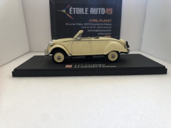 2 CV Citroën Le cabriolet 4 Saisons