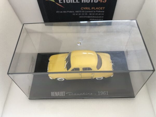 Renault Dauphine - 1961 – Image 2