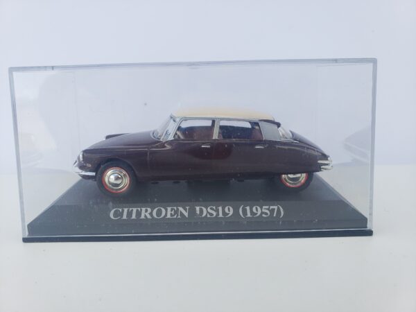 Citroën - DS 19 - 1957