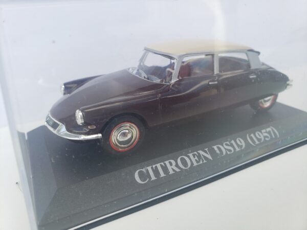 Citroën - DS 19 - 1957 – Image 2