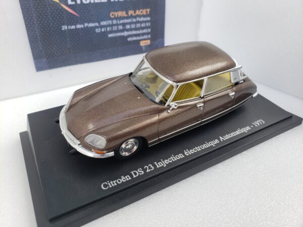 Citroën - DS 23 Injection électronique Automatique - 1973 – Image 2