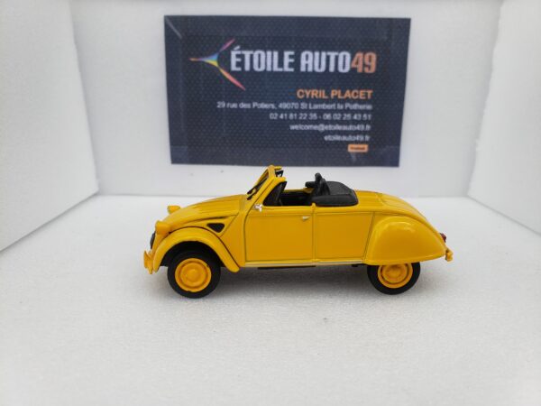 Citroën - 2 CV Cabriolet + Boîte