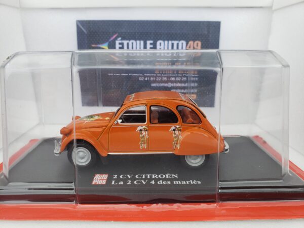 Citroën - 2 CV des 4 mariés