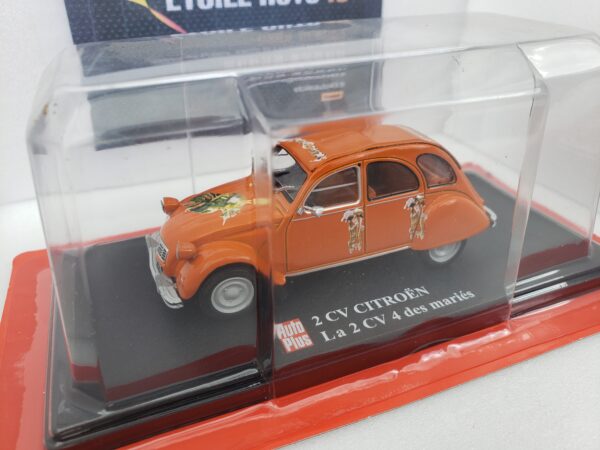 Citroën - 2 CV des 4 mariés – Image 2