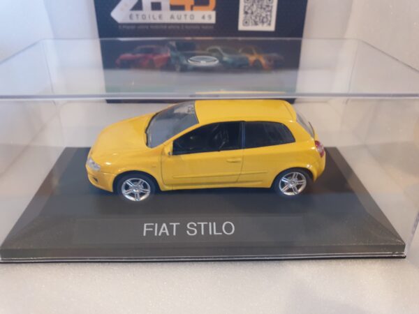 FIAT Stilo Jaune