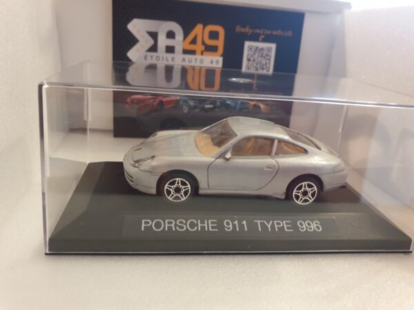 Porsche 911 Type 996