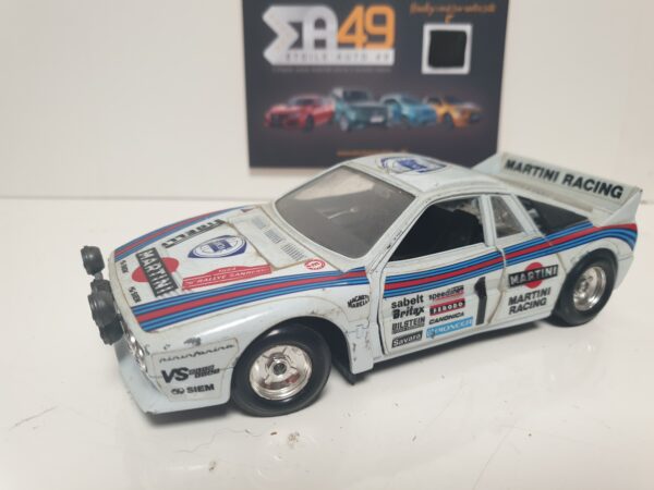 Lancia 037 Martini