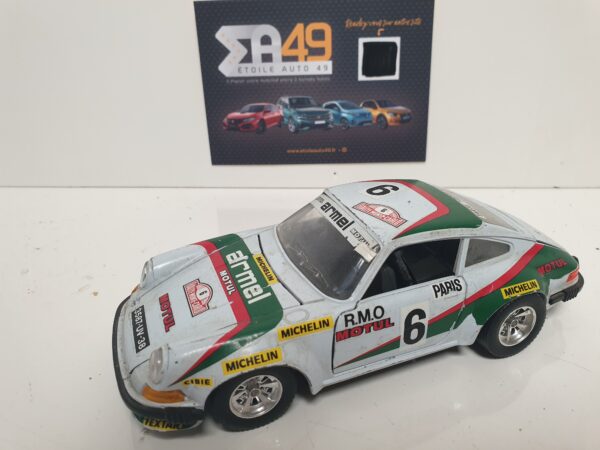 Porsche 911 Carrera