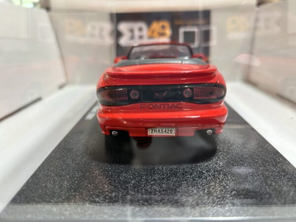 Pontiac Firebird 2001 1/24 – Image 3