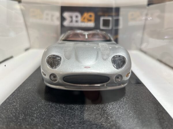 Jaguar XK180 1/24 – Image 3