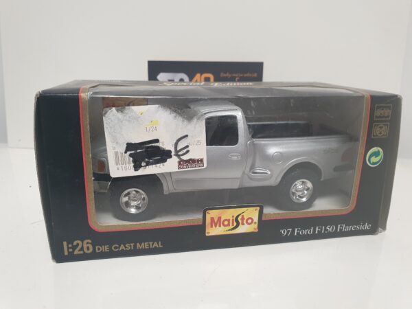 Ford F150 Flareside en boite