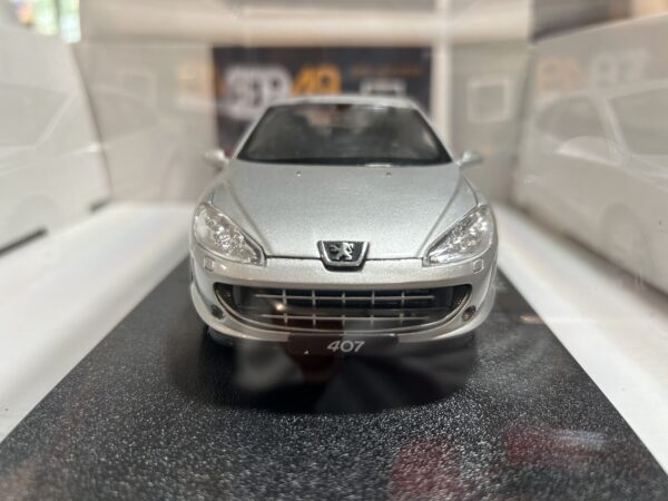 Peugeot 407 Coupé 1/24 – Image 2
