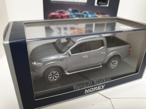 Renault Alaskan