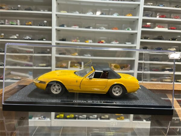 Ferrari 365 GTS-4 1/18