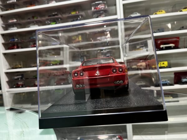 Ferrari 575 MM Hotwheels 1/18 – Image 3