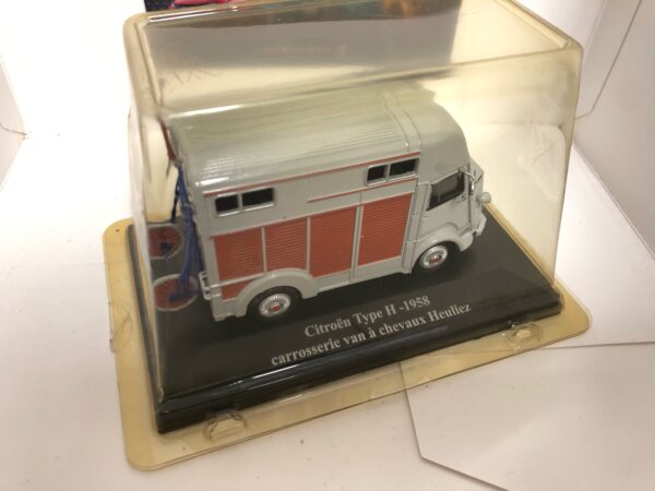 Miniature Citroën Type H-1958 carosserie van à chevaux Heuliez 1/43 – Image 2