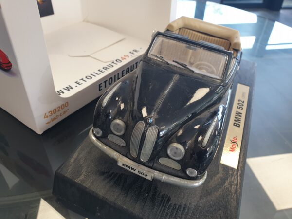 BMW 502 – Image 2