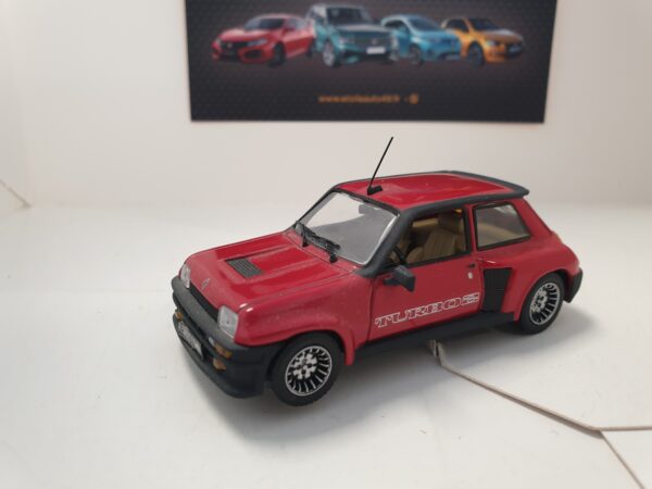 Renault 5 Turbo rouge