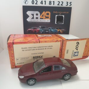 Peugeot 607