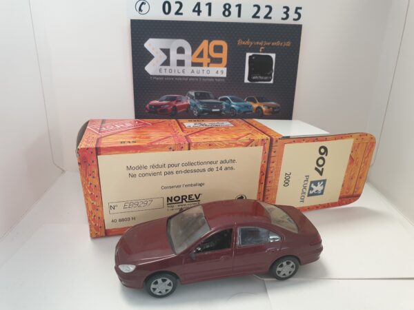 Peugeot 607