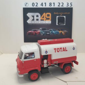 Camion Sinpar " Total " 1/43