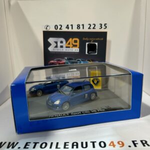 Renault Clio V6 Bleue