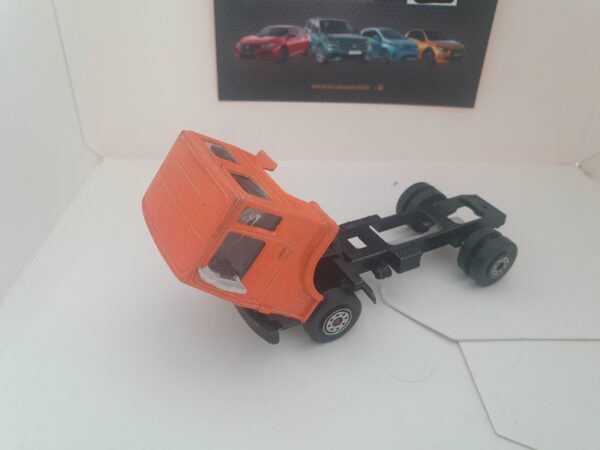 261T Vintage Norev Maxi Jet France Cabine Orange de Volvo F613 – Image 2