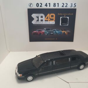 Lincoln Town car Stretch Limousine 1999 1/43