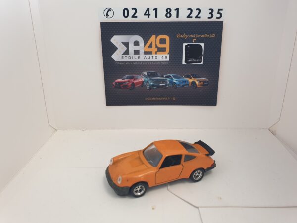 Porsche 930 Turbo N°63 Orange – Image 3