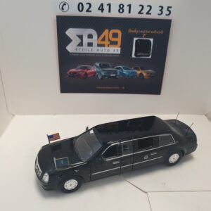 Cadillac Presidential Limo 1/43