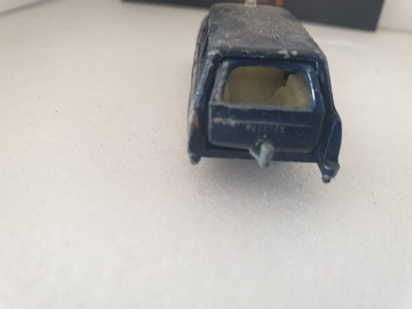 Majorette rail route Peugeot 404 break bleue – Image 4