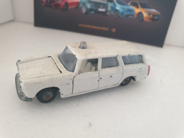 Majorette rail route Peugeot 404 break blanche – Image 2