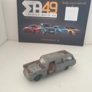 Majorette rail route Peugeot 404 break Rouge à restaurer